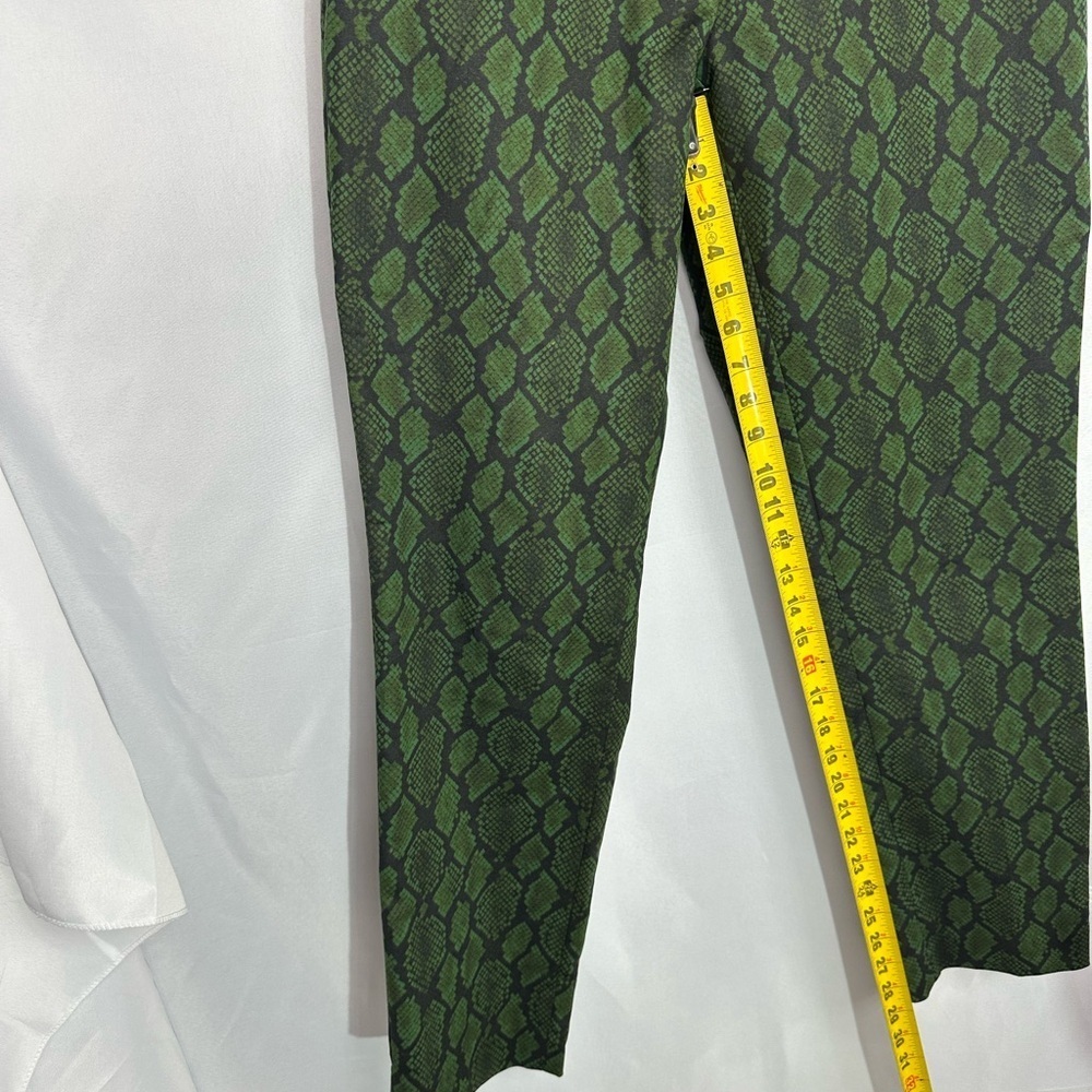 Michael kors Green Snake Print Men Pants size 10 pre owned Exellent condition - Picture 5 of 15